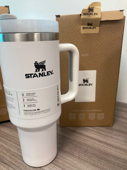 Vaso Térmico Stanley 40 Oz, 1.18 L  + Regalo Pitillo 🎁